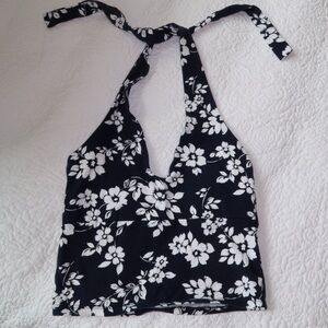 Hollister Navy Blue and White Floral Top
